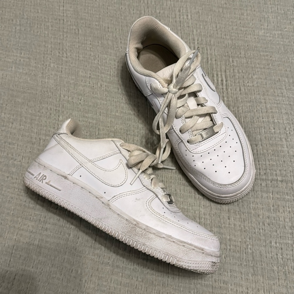 Women’s Nike Air Sneakers